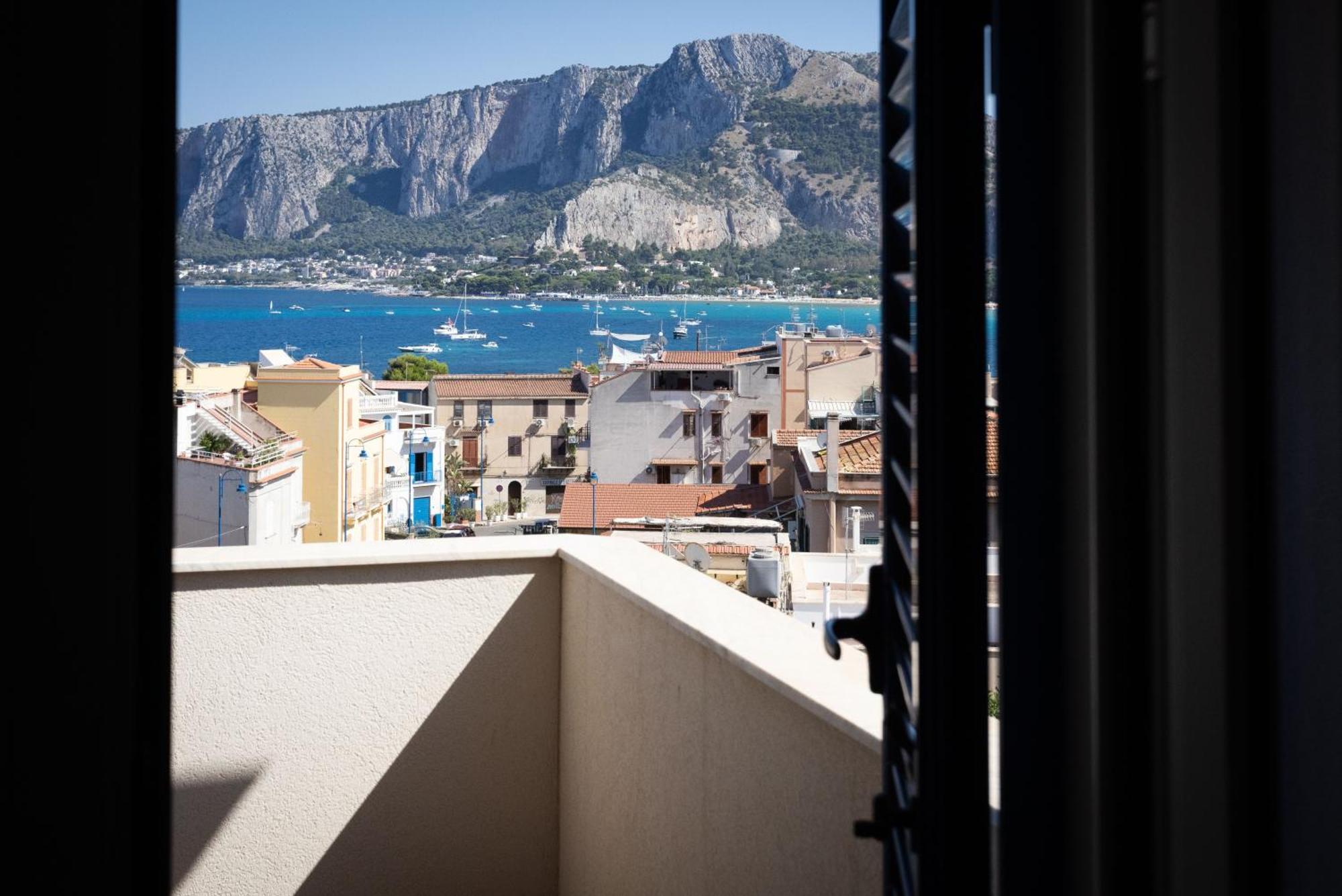 Mondello Glam Hotel & Terrace Экстерьер фото